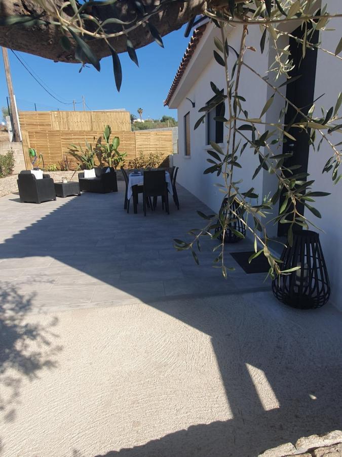 Villa L'Alivu Afa Екстериор снимка